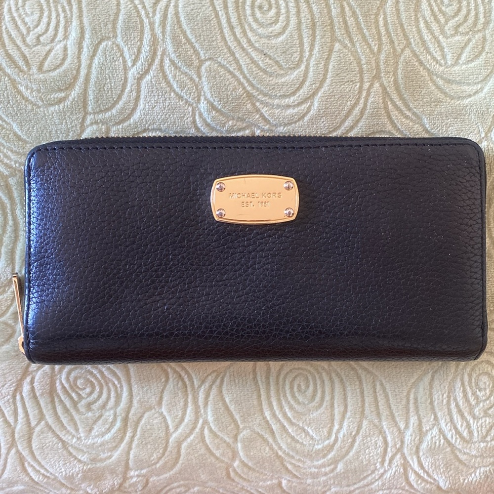 Michael Kors wallet